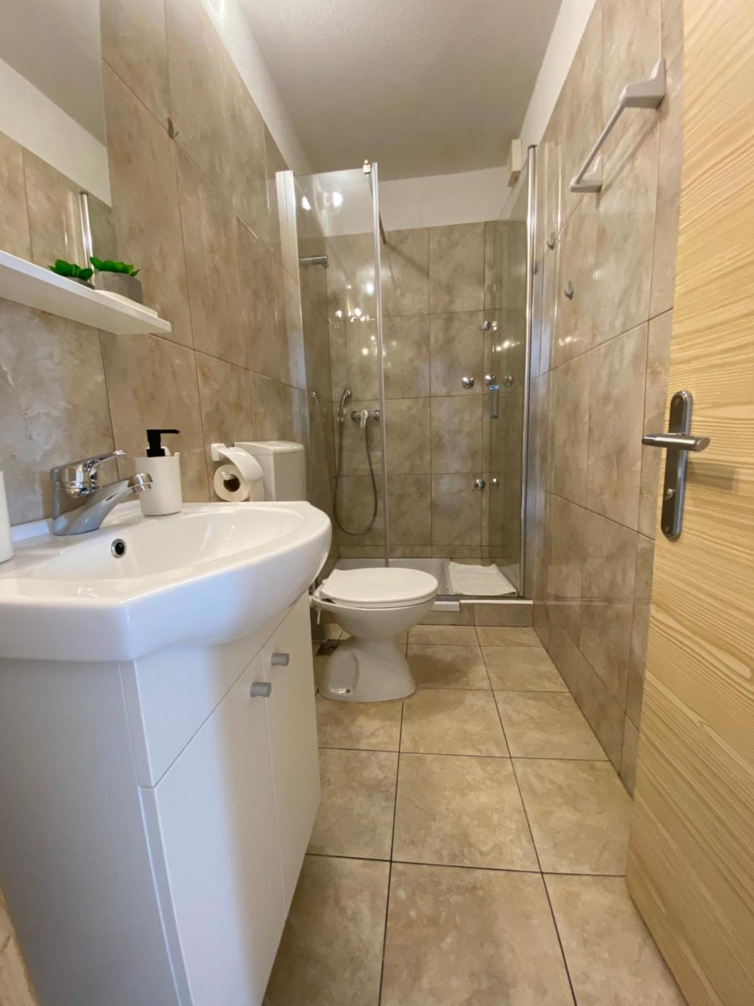 באסקה Apartments Anna III מראה חיצוני תמונה