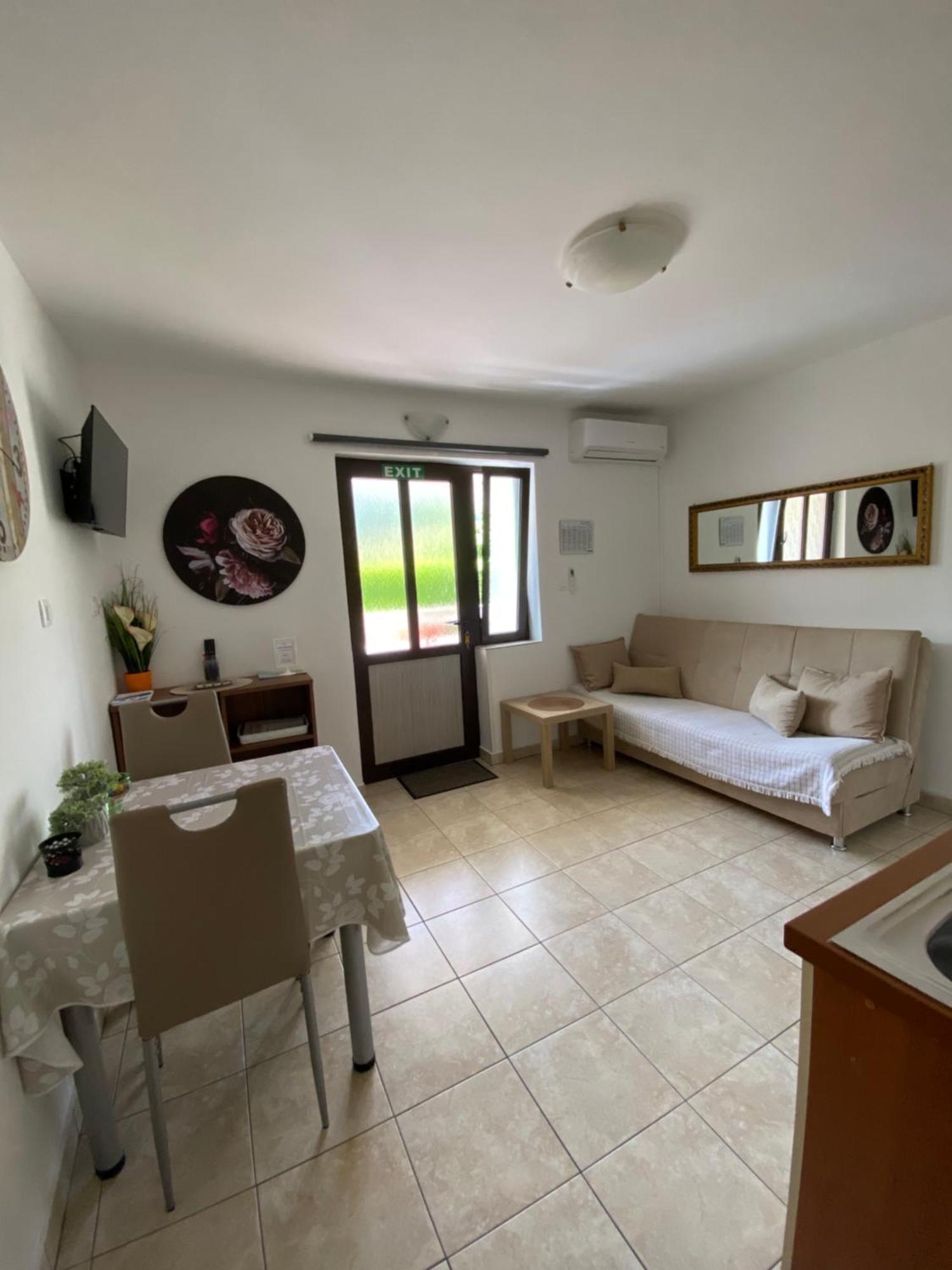באסקה Apartments Anna III מראה חיצוני תמונה